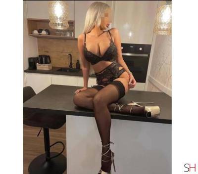 Katya 23Yrs Old Escort Luton Image - 1