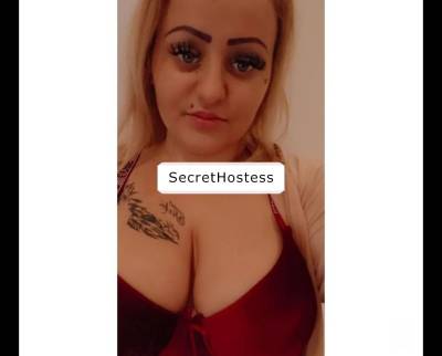 22 year old Hungarian Escort in West London Maya's new blonde look