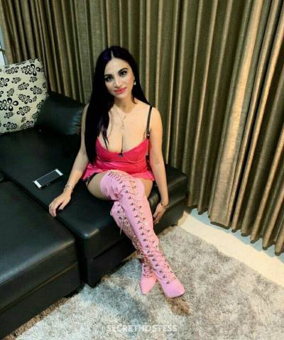 Vivian, escort in Dubai