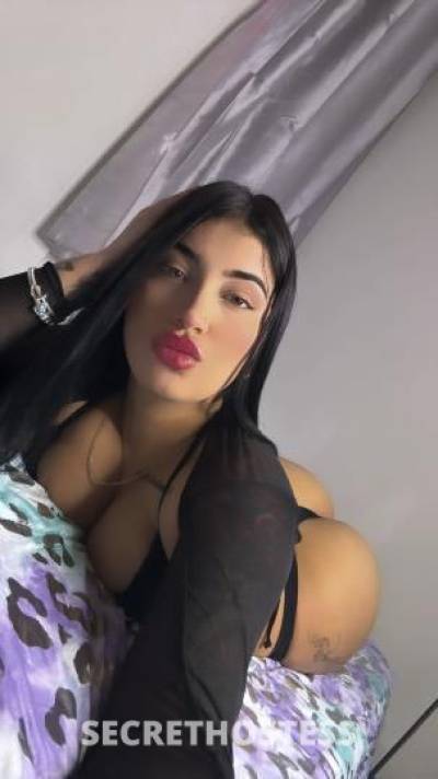 20 year old Latino Escort in West Palm Beach FL Hot mia I eat everything complete . very hot . 100% Latina