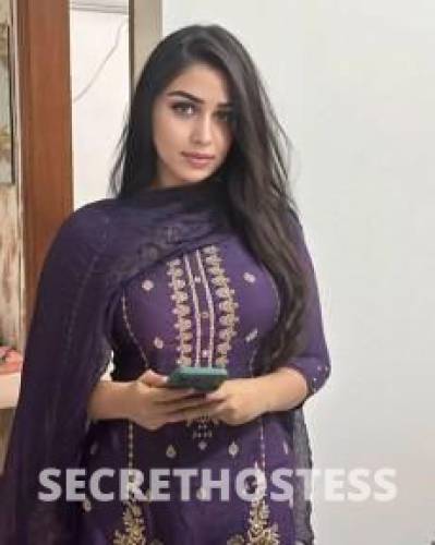 30 year old Indian Escort in Melbourne Indian hot babe touring here, 24x7,spread my legs PUFF PARTY