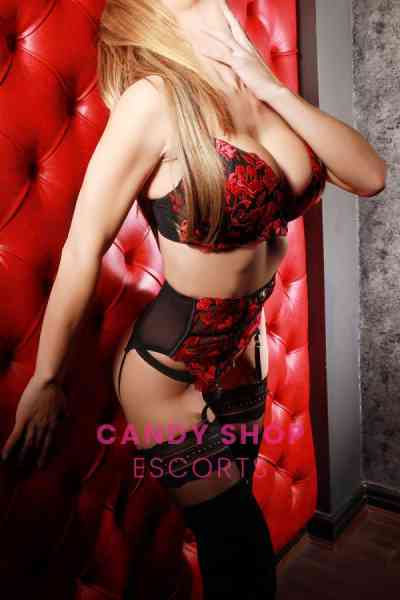 30Yrs Old Escort Size 6 164CM Tall Manchester Image - 2