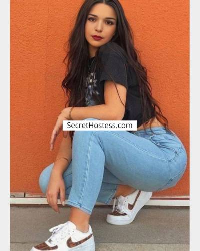 20 Year Old Arabian Escort independent escort girl in: Riyadh Brunette Brown eyes - Image 3