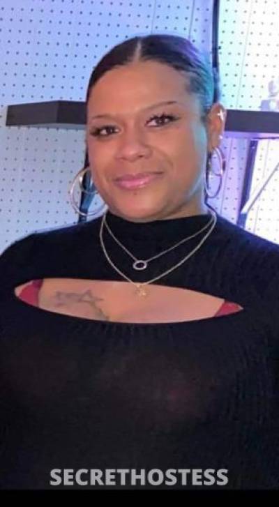 31 year old Escort in Louisville KY you can be my little secret..shhh
