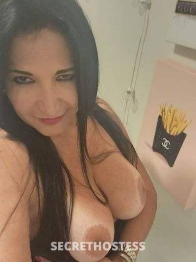 Busty Valentina Beautiful Mature Woman in West Palm Beach FL