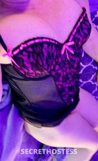 Crystal 49Yrs Old Escort Kansas City MO Image - 1