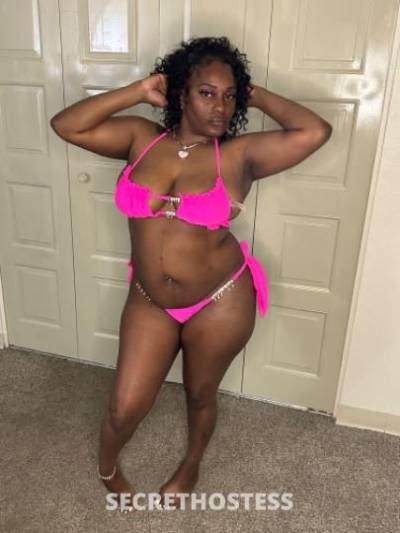 43 year old Escort in Denver CO wet.. and warm pierced slimy slippery Pu$$y