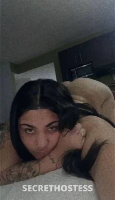 25 year old Escort in Green Bay WI xxxx-xxx-xxx I’m available and dtf Snapchat : 