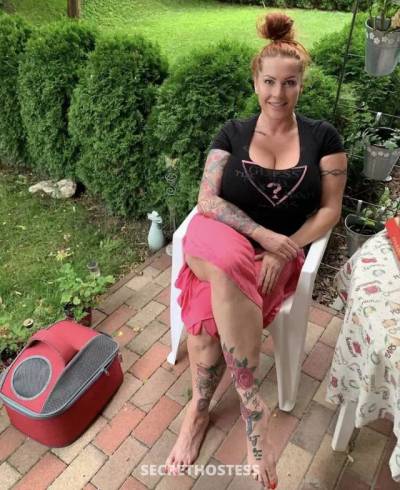 38 year old Escort in Green Bay WI xxxx-xxx-xxx Horny single mom