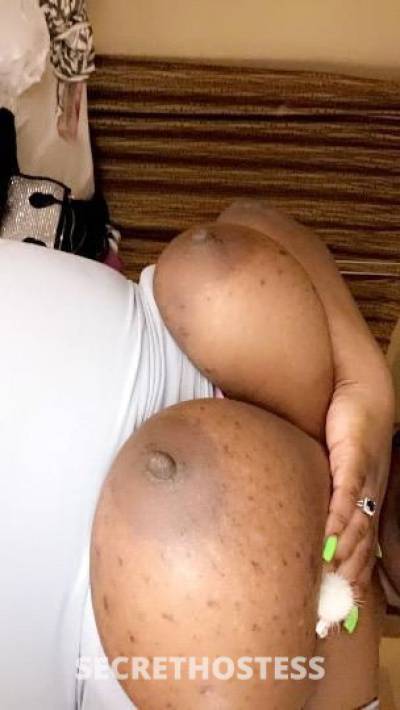 24 year old Escort in Dayton OH here for a good time not a long a long time