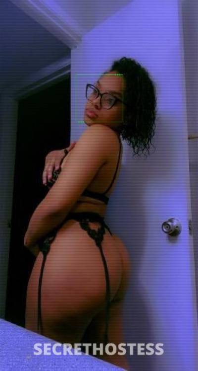24 year old Cuban Escort in San Antonio TX fat wet pussy