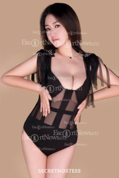 23 Year Old Asian Escort Abu Dhabi - Image 5