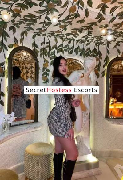 24 Year Old Colombian Escort Vienna - Image 5