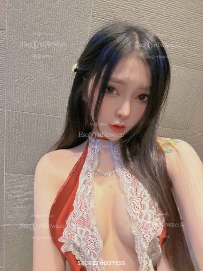 20 Year Old Asian Escort Abu Dhabi - Image 5