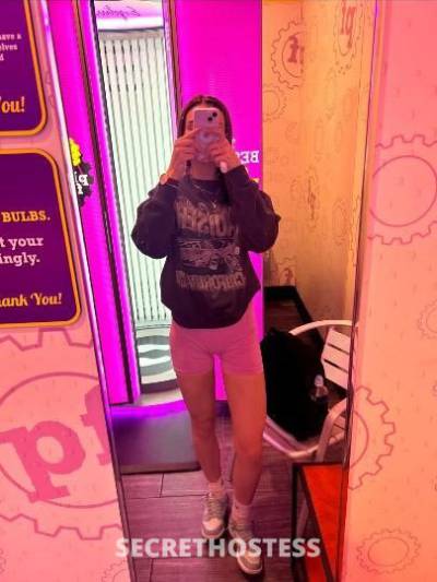 KittyCat 21Yrs Old Escort Columbus OH Image - 1