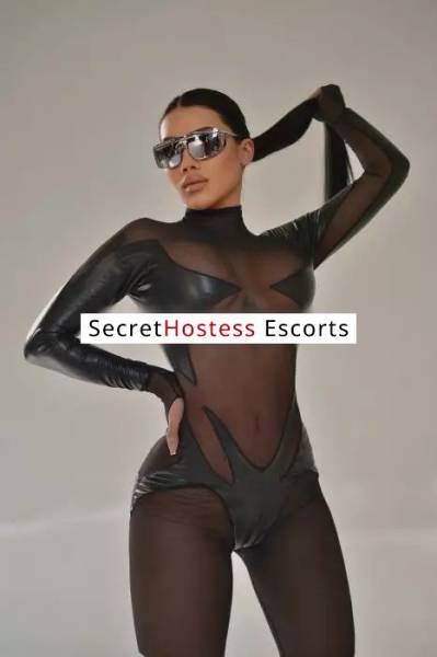 25 Year Old Colombian Escort Vienna - Image 7