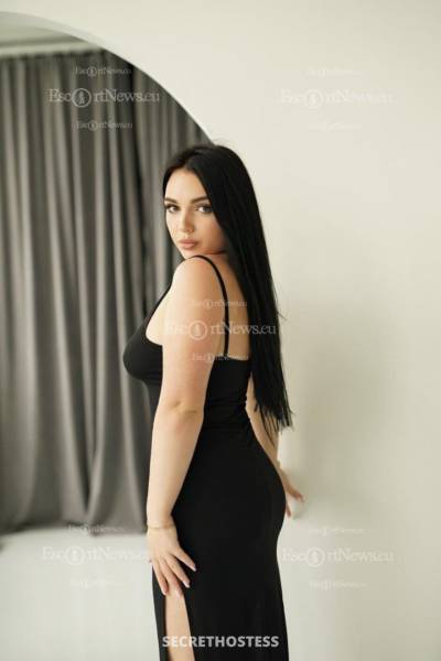 Escort 57KG 169CM Tall Dubai Image - 2