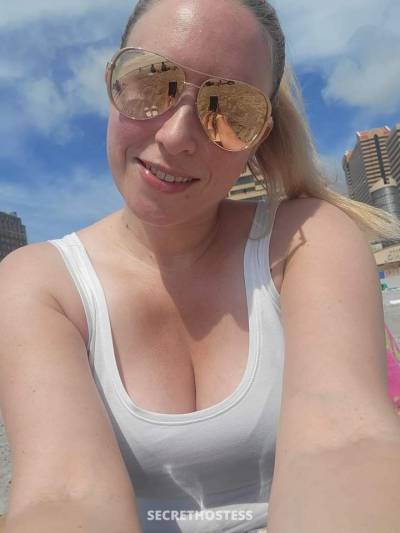 28 Year Old Escort Miami FL Blonde - Image 2