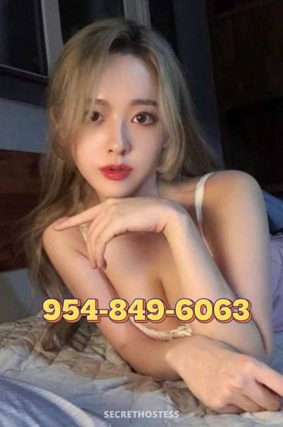 24 Year Old Chinese Escort Fort Lauderdale FL - Image 1