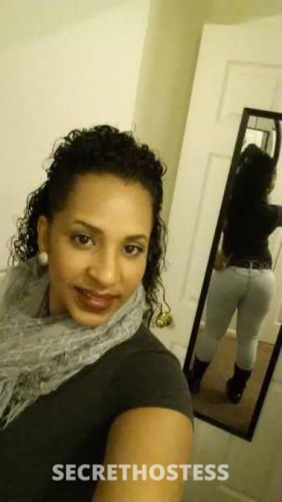 39Yrs Old Escort Lowell MA Image - 3