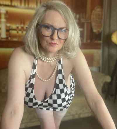 58Yrs Old Escort Carmel IN Image - 2