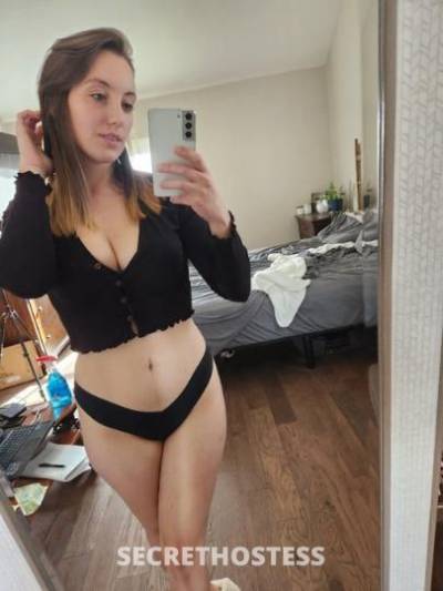 25 year old Escort in Buffalo NY I m Available Now for Incall Outcall Car Fun Hotel Fun All 