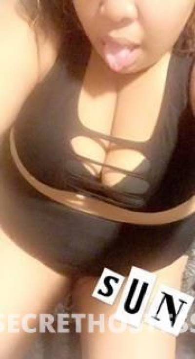 Gorgeous busty bbw mistresss outcalls in Bronx NY