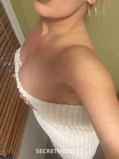 NEW NUMBER Well Reviewed Attractive Mature Blonde Available  in Portland OR