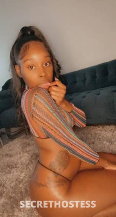 exotic chocolate beauty looking to have fun in Boston MA