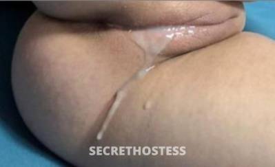 27 year old Escort in Springfield IL Available full services Text me now