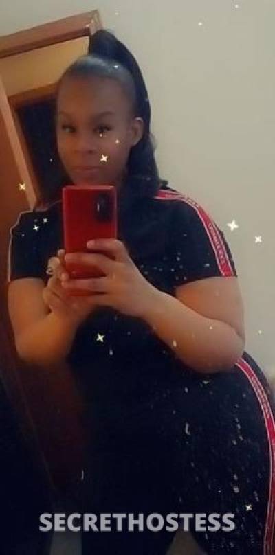 32 year old Italian Escort in Chicago IL cutie with the booty come see me NOW I