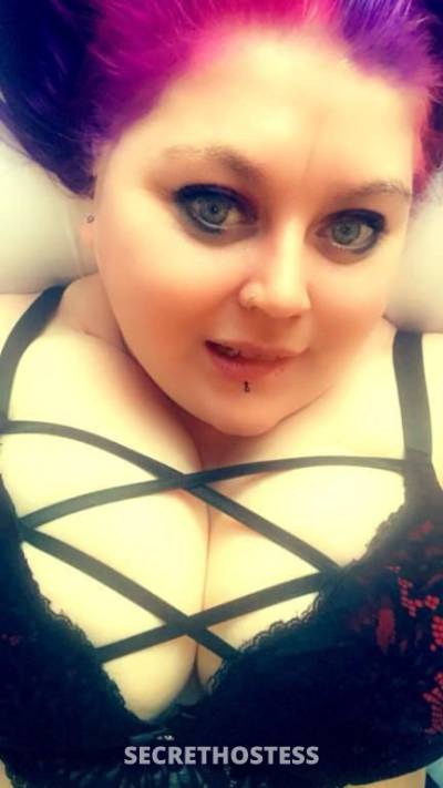 Evie is a super dirty sex maniac as she needs so much love in Albury