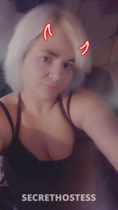 30 year old Escort in Edmonton **40$ off incall services tonight**naughty cumdumupster 
