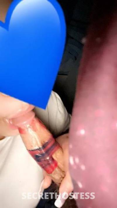 20 year old Escort in Akron OH super throat i sell content too IM AVAILBLE FOR INCALLS ONLY