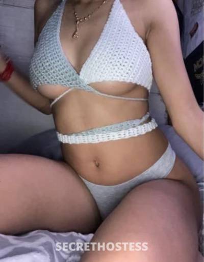 21 year old Asian Escort in Stockton CA Petite Asian Looking For Some Fun 100000 indepedent
