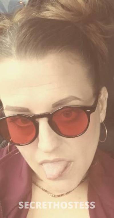 33 year old Escort in Harrisburg PA Show me all the things I shouldn't know
