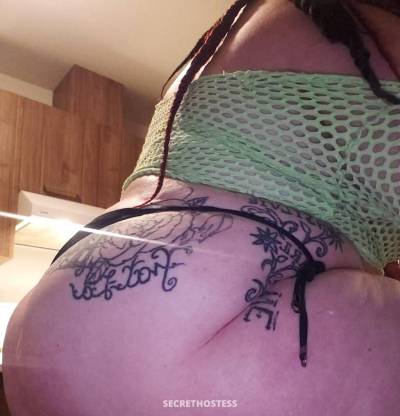 37 Year Old Caucasian Escort Quebec City - Image 1