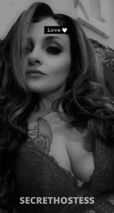 34 year old Escort in Norman OK Lets have some fun baby . pretty . petite . tight
