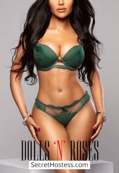25 year old South African Escort in London Maddie, Dolls and Roses Agency