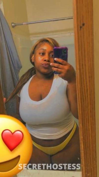 24 year old Escort in Memphis TN ..deep throat da goat