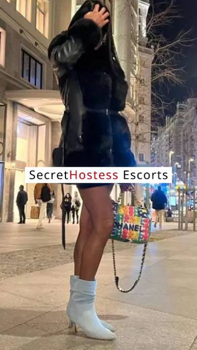 44 Year Old Argentinian Escort Madrid - Image 3