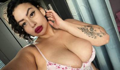 25 Year Old Hispanic Escort Victoria - Image 1