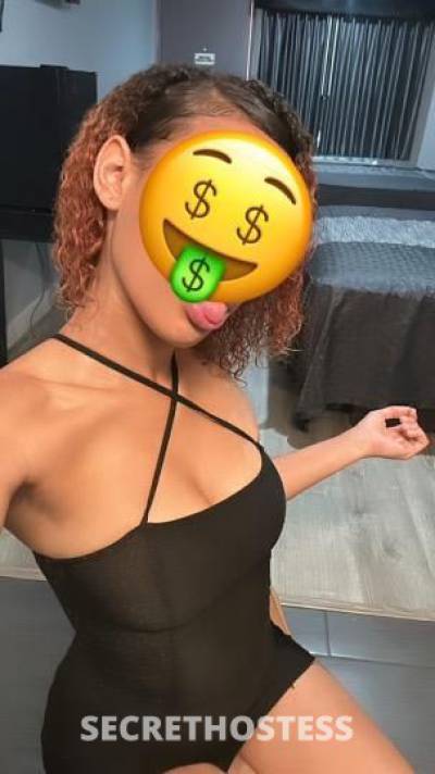 18 year old Escort in Phoenix AZ Im CHANEL &amp; Im The WETTEST New In Town