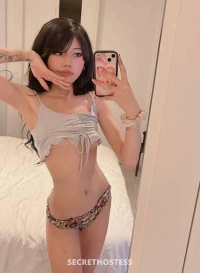 NAUGHTY ASIAN LADY AVAILABLE NEXT DOOR FOR YOU DEEP INSIDE  in Rockies CO
