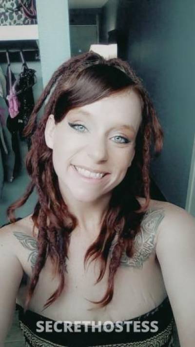 29 year old Escort in San Antonio TX Redd Head Outcall Special