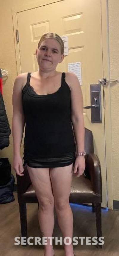 28 Year Old African Escort Sacramento CA Blue eyes - Image 3