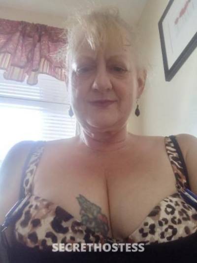 mature experienced woman would like some company in Tampa FL