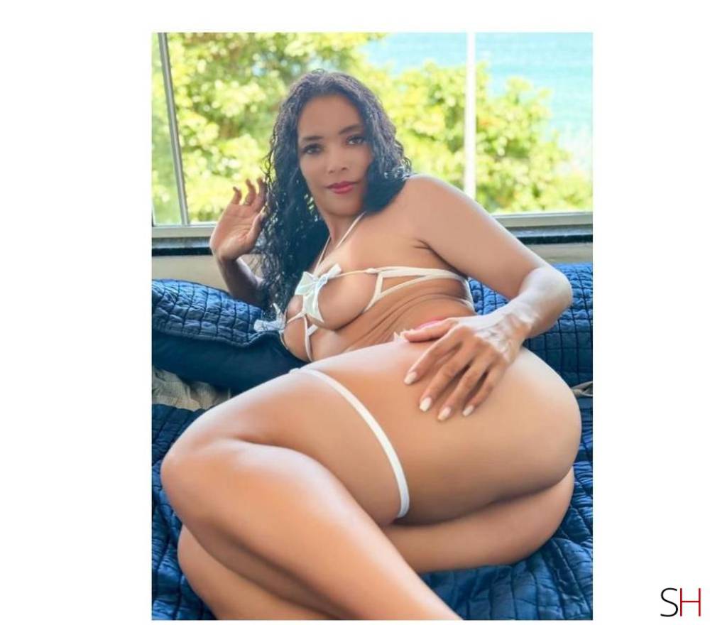 32Yrs Old Escort Hertfordshire Image - 8