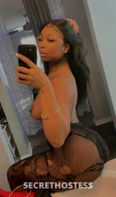27 year old Escort in Memphis TN Eat my pussy Fuck My Ass Available