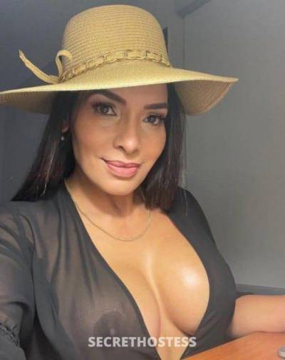 Laura hot latin milf in Miami FL